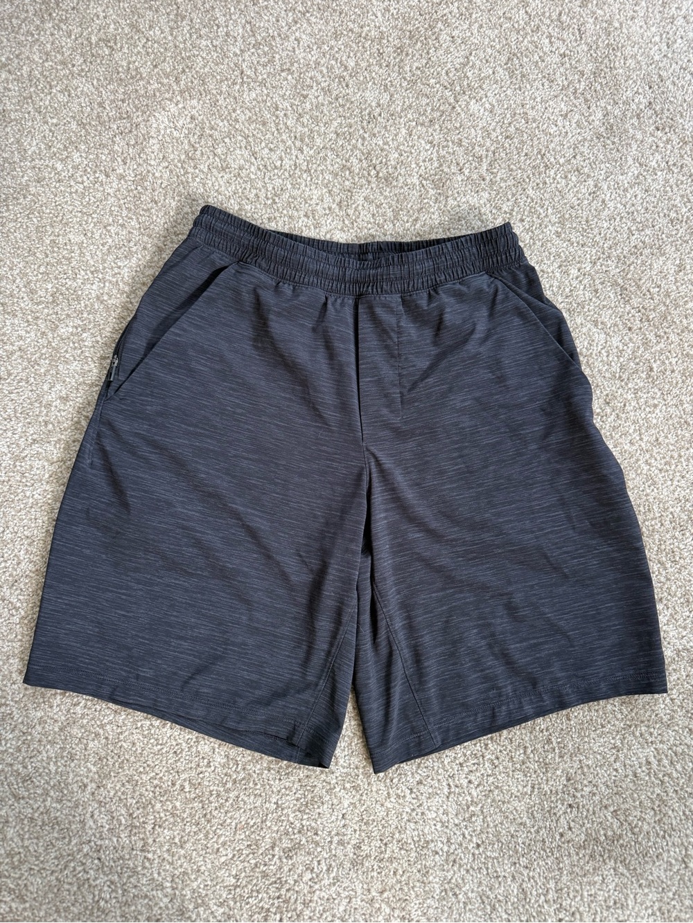 Lululemon Pace Breaker Shorts LL 9 Inch